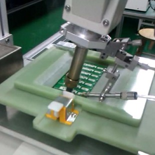 自動(dòng)焊錫機(jī) 自動(dòng)焊錫機(jī)